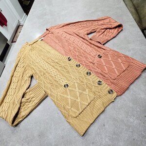 FOR LOVE & LEMONS KNITWEAR Women's Colorblock Knit V-Neckline Cardigan - Medium